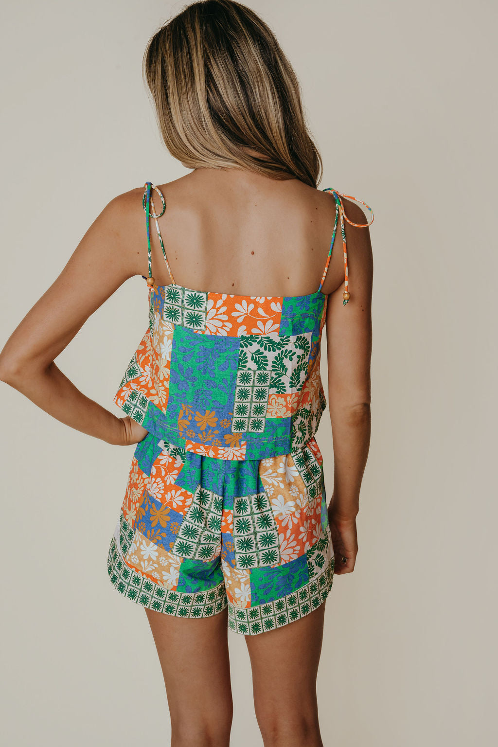 Shelly Top